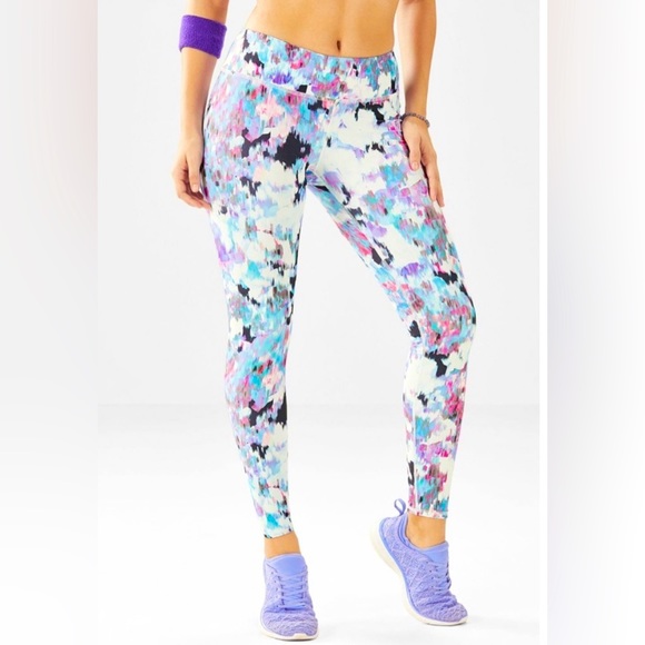 Fabletics 💜🤍🩵 Mid-Rise Printed PowerHold pants. - Picture 1 of 11